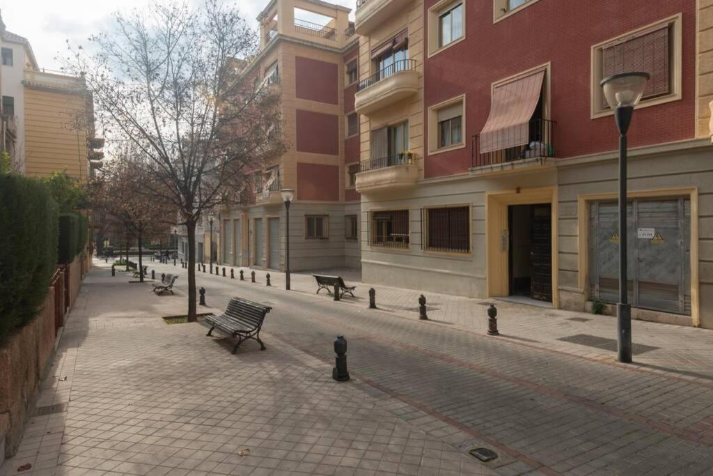 Fabuloso Piso Junto A Paseo De La Bomba Granada Exteriér fotografie